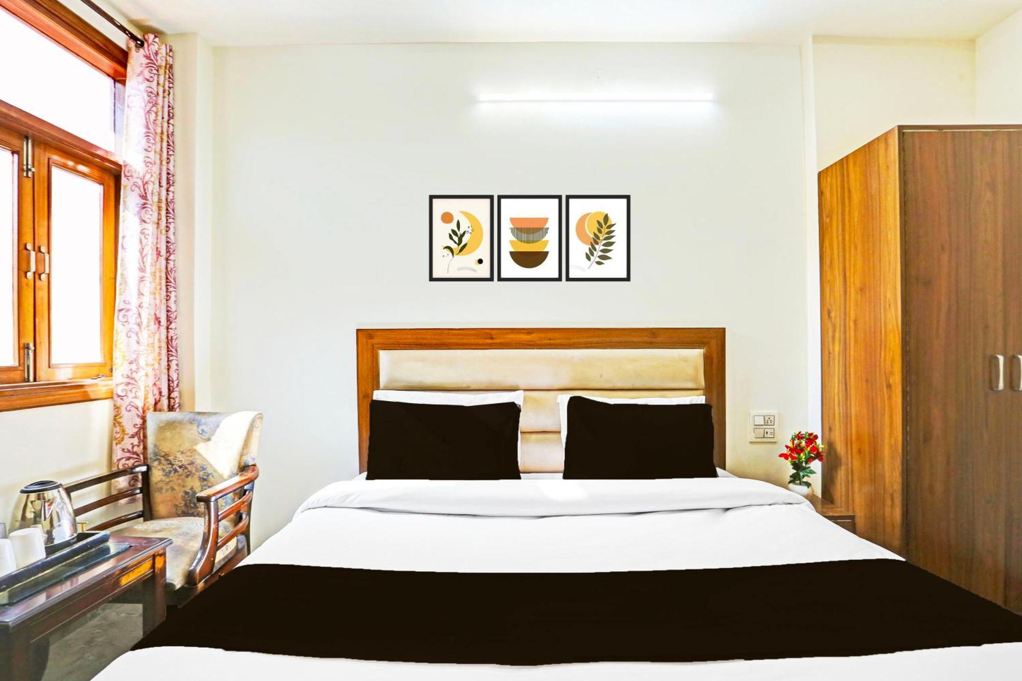 Super Hotel O Sector 45 Formerly Manyavar Chandīgarh エクステリア 写真