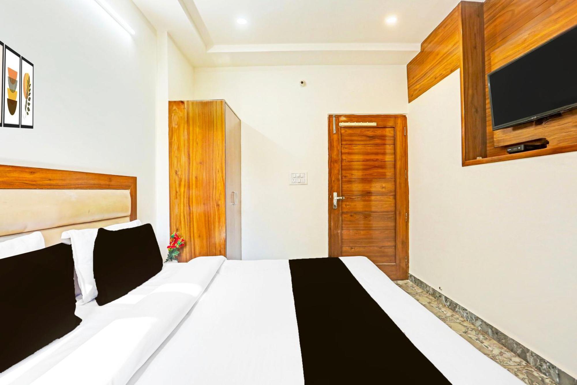 Super Hotel O Sector 45 Formerly Manyavar Chandīgarh エクステリア 写真